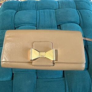 Chloé Tan Leather Bow Accent Wallet Clutch